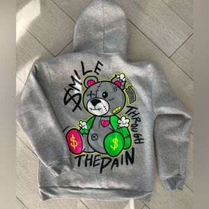 Women Gray Hoodie with Graphic Bear Design